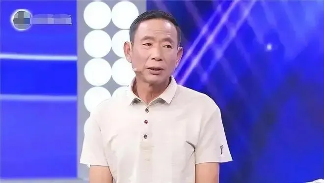 nguoi-dan-ong-nhan-nuoi-co-be-di-tat (6)