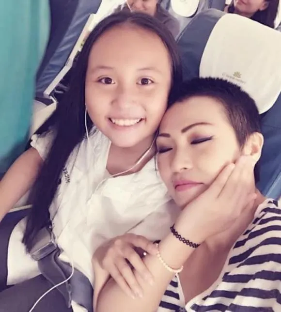 bat-ngo-voi-dien-mao-hien-tai-cua-con-gai-phuong-thanh (3)