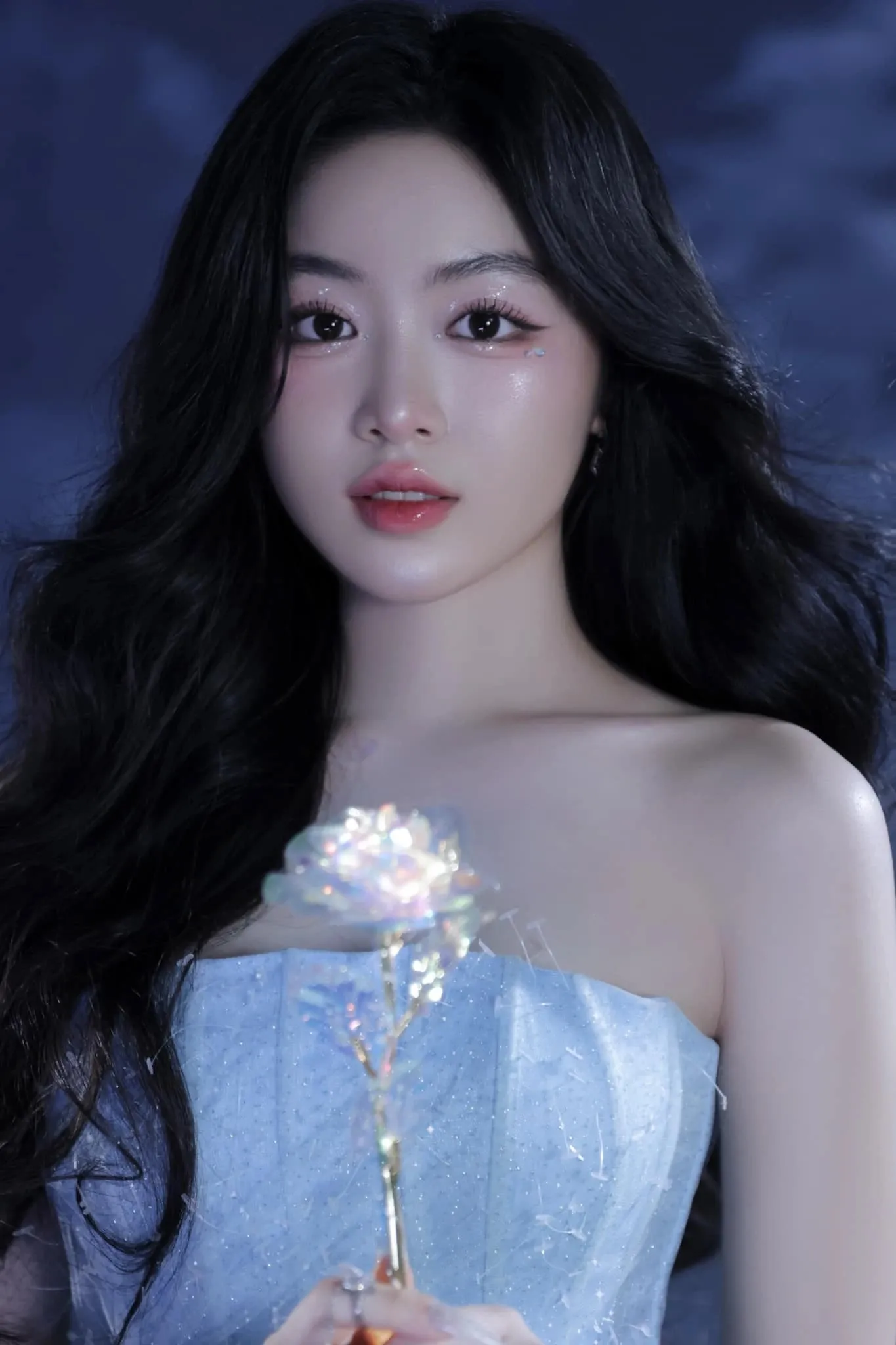 con-gai=quyen-linh-nhan-dong-ho-100-trieu-trong-tiec-sinh-nhat (9)