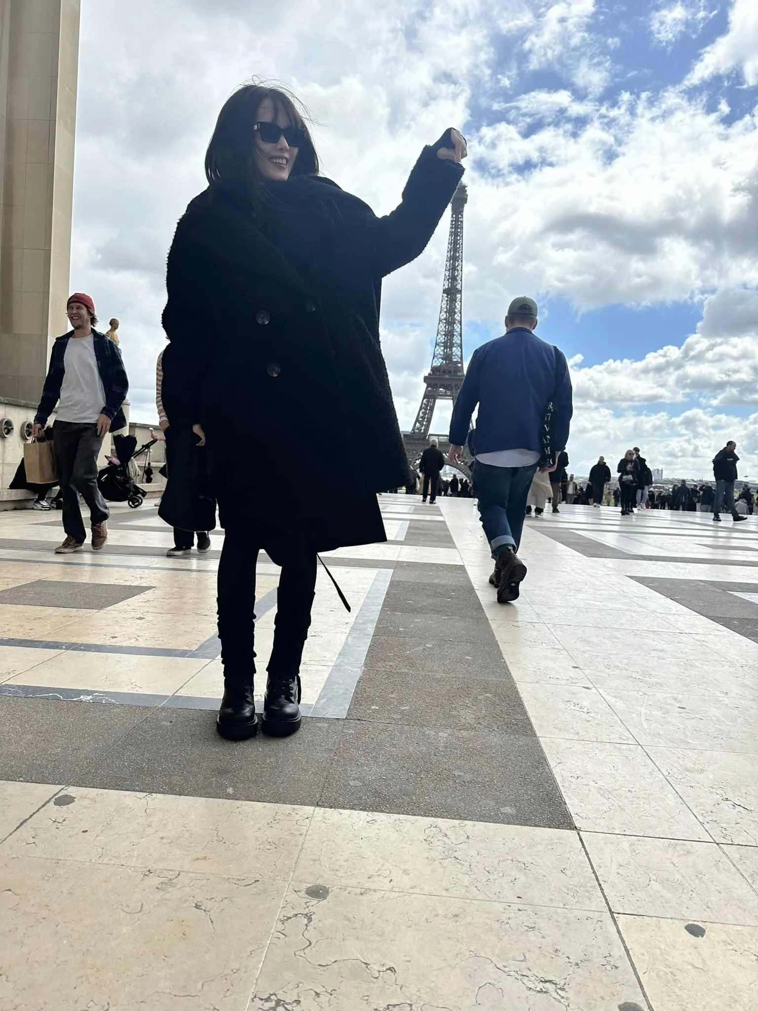 thieu-bao-tram-vaban-trai-tin-don-dang-anh-do-doi (13)