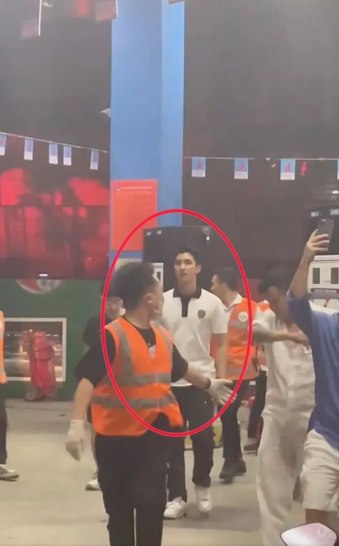 dien-vien-binh-an-ket-trong-dam-chay (3)