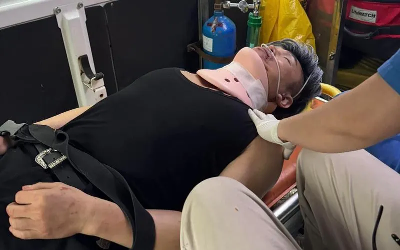 uc-khoe-ca-si-du-thien (7)