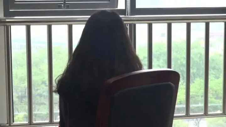 nu-sinh-di-thi-ho-bi-phat-hien (1)