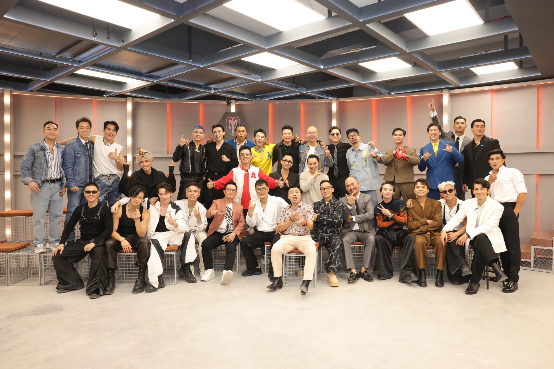 anh-trai-vuot-ngan-chong-gai-tung-hinh-hieu-chinh-thuc (6)