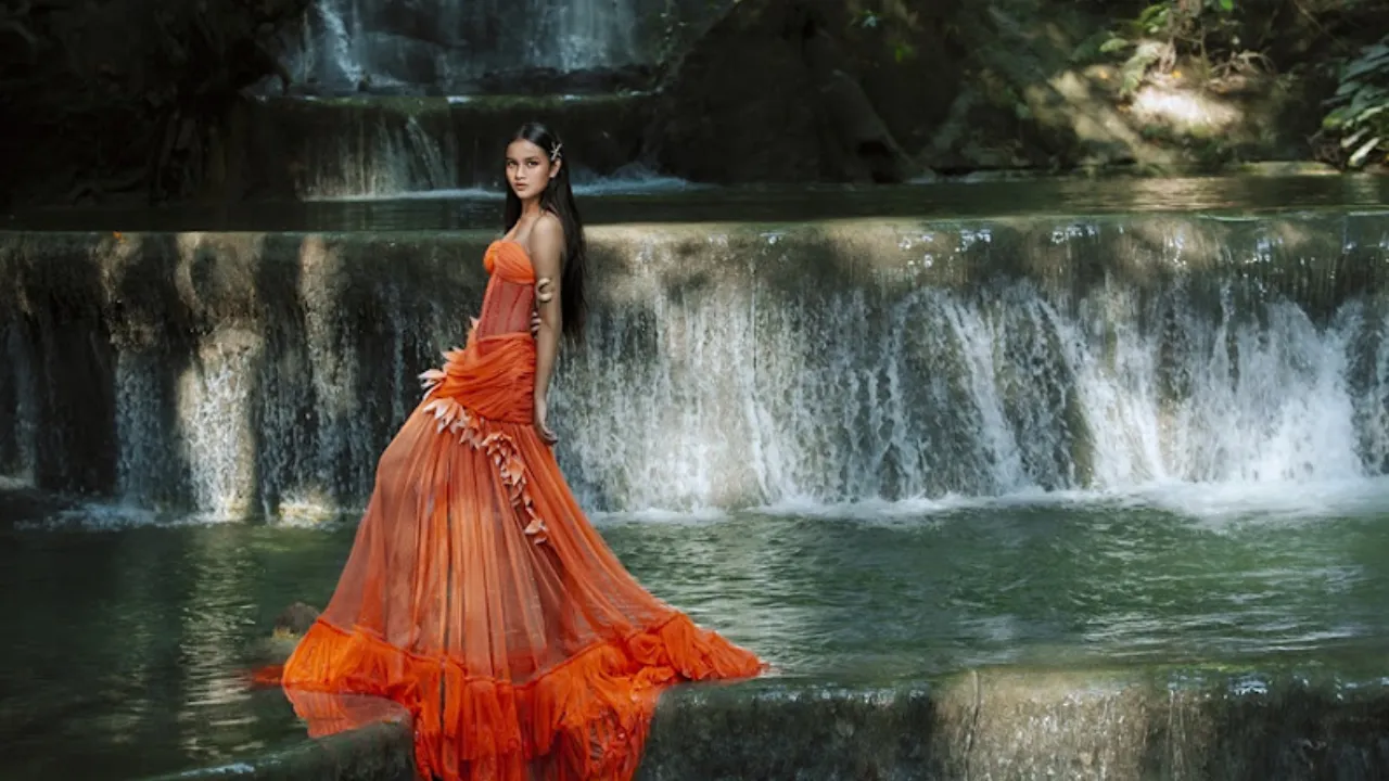 nguoi-mau-nhi-laisha-d.a.m-nhan-to-bi-an-trong-lang-giai-tri-viet