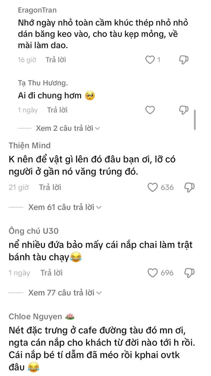 trend-nay-la-qua-khach-du-lich-thi-nhau-de-nap-chai-o-duong-ray-cho-xe-lua-can-qua