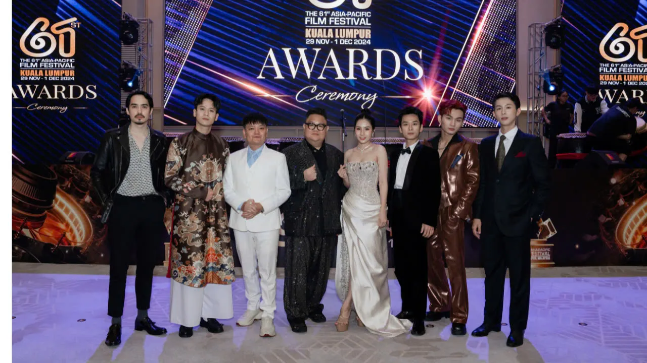 z6090295118076_c5d33c3ad70ee476010ea26d5599d127