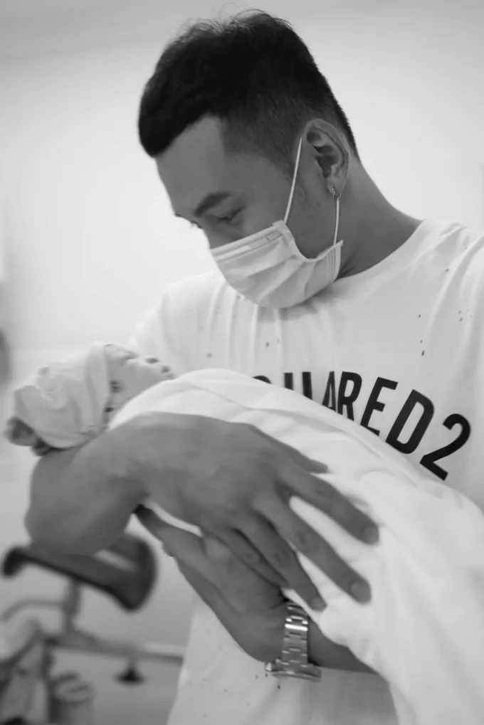 phuong-trinh-jolie-sinh-con-5