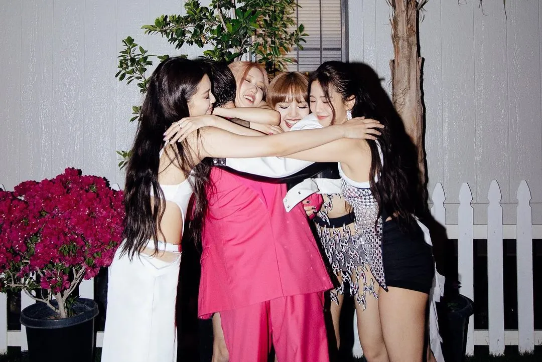 black-pink-den-viet-nam-1