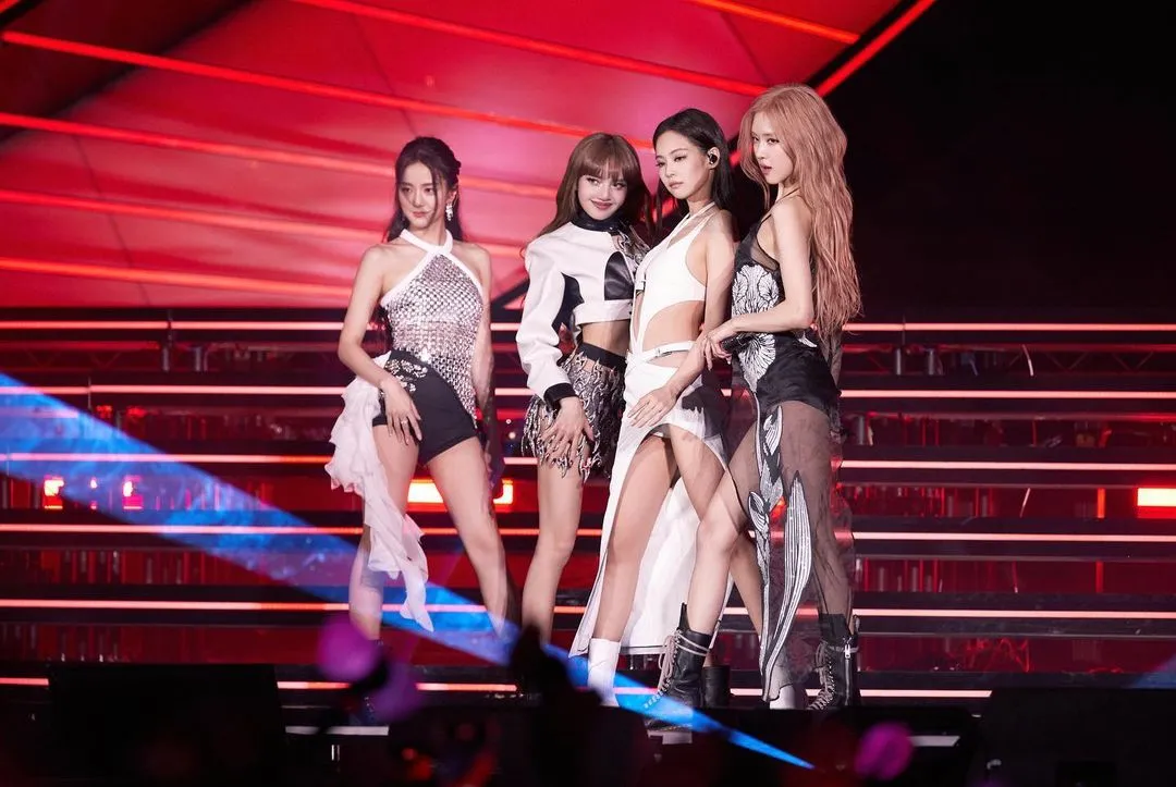black-pink-den-viet-nam