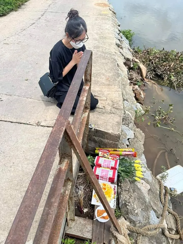 thieu-nu-mat-tich