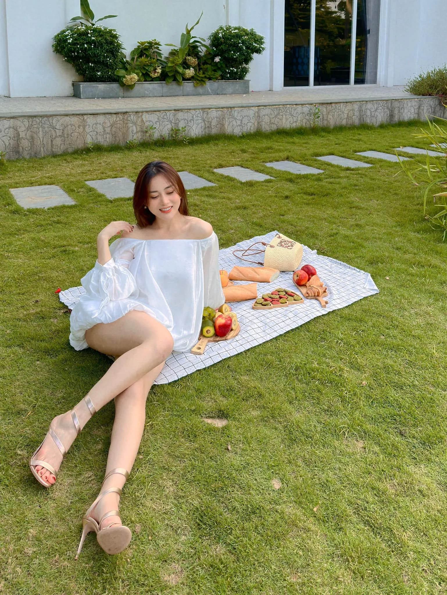 phuong-oanh-va-shark-binh