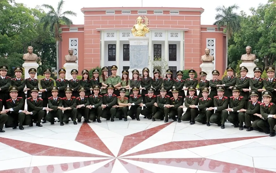 truong-dai-hoc-mien-hoc-phi-2