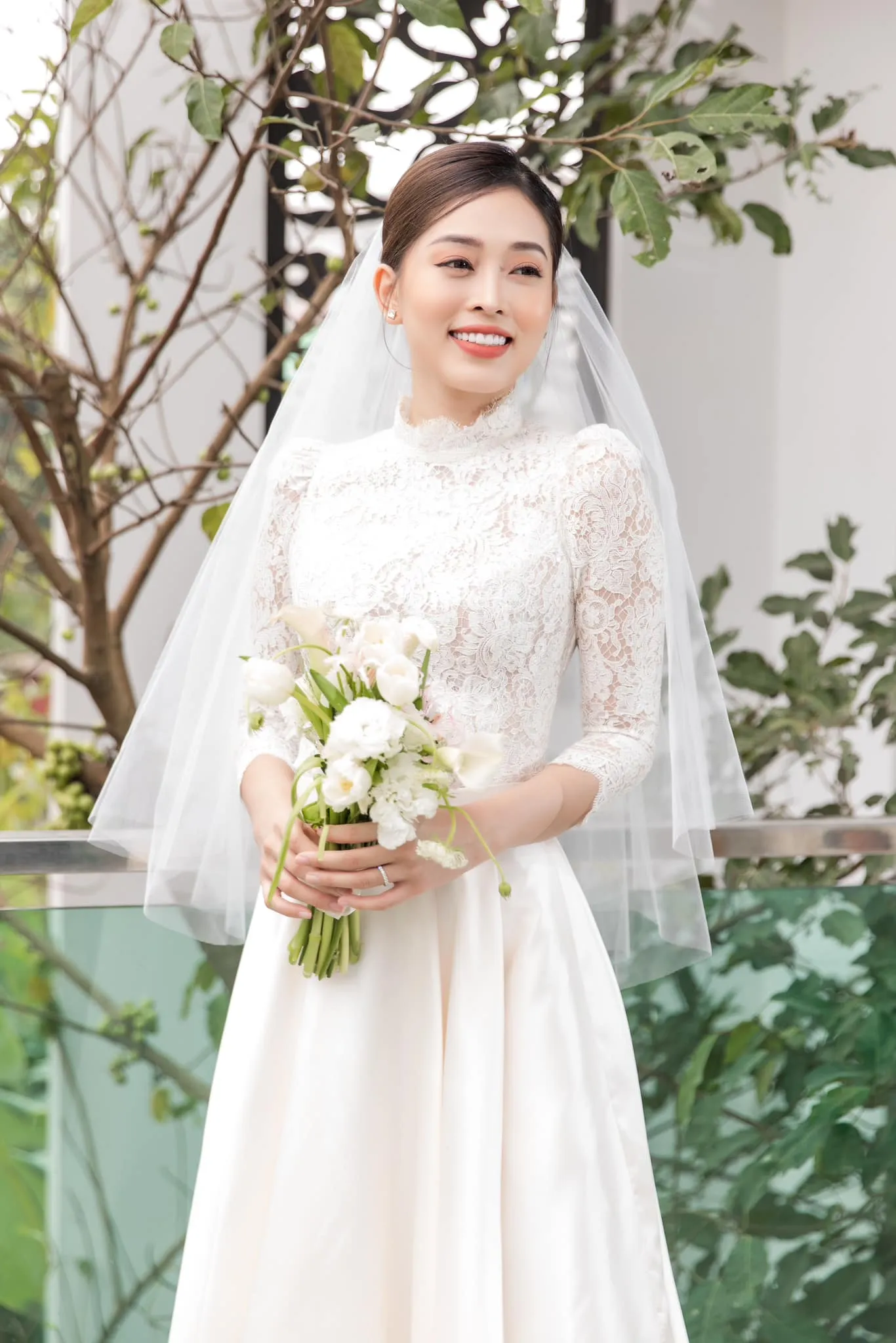 hoa-hau-va-ban-trai-5