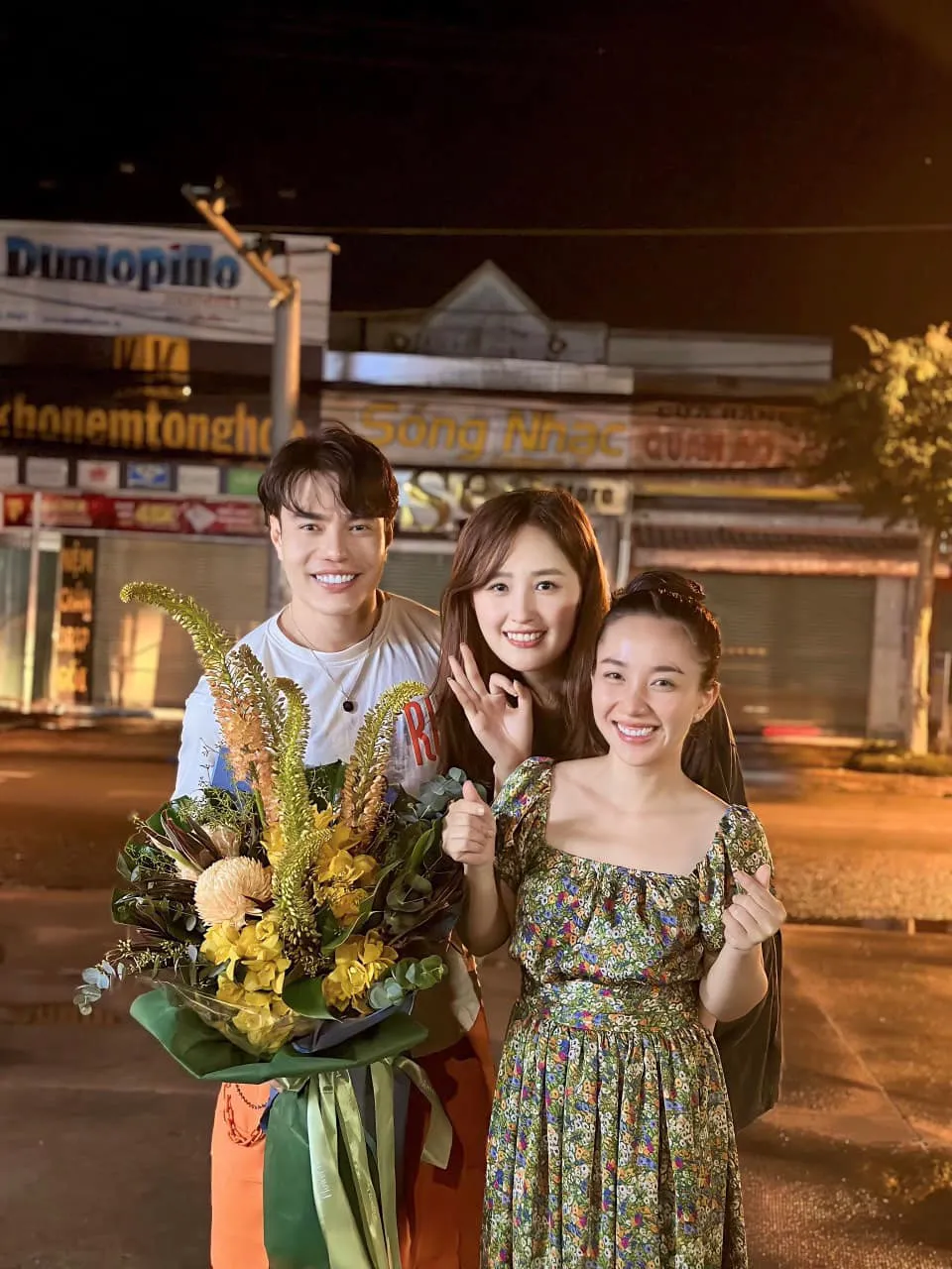 quan-nuoc-cua-le-duong-bao-lam