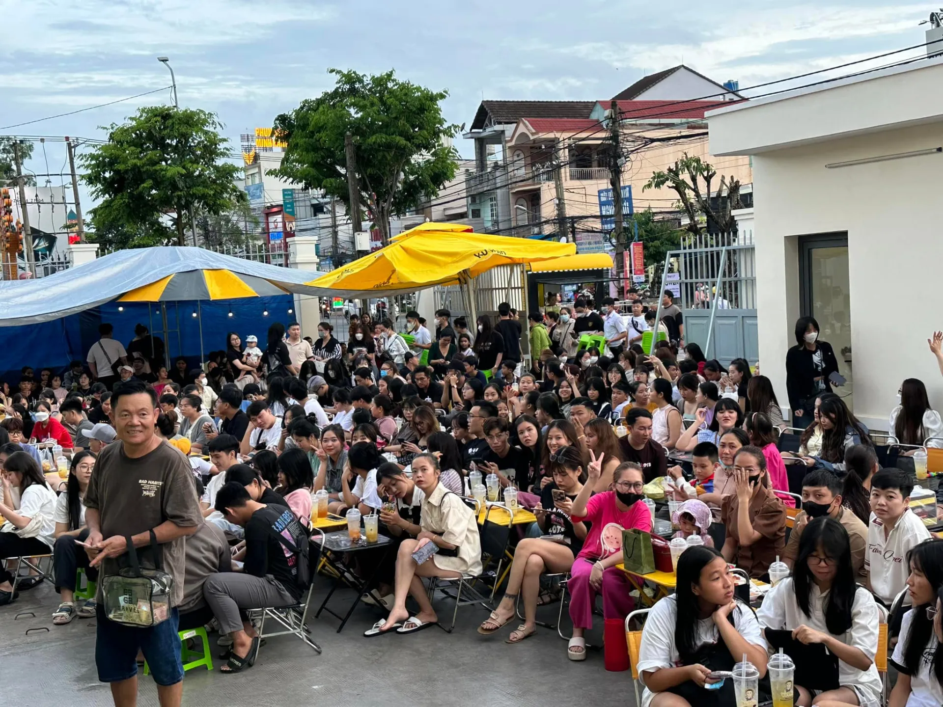 quan-nuoc-cua-le-duong-bao-lam-4