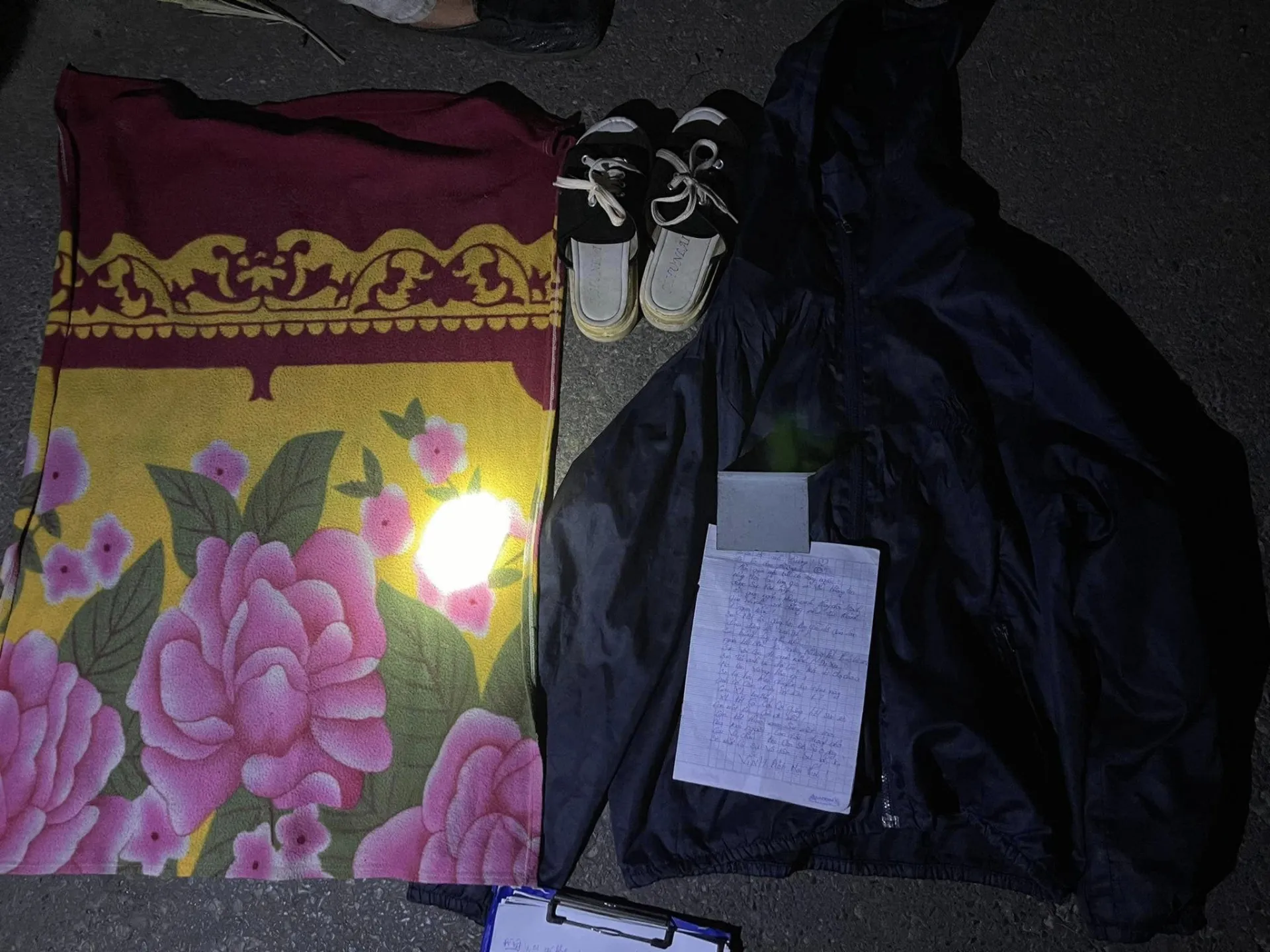 me-om-con-nhay-cau-1