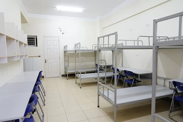 sinh-vien-o-tro-hay-ky-tuc-xa-1