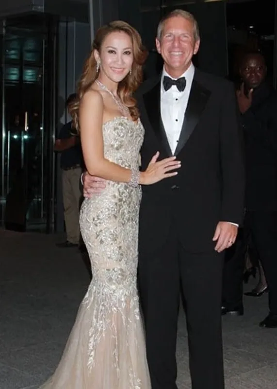 tang-le-dam-nuoc-mat-cua-nu-ca-si-coco-lee-6