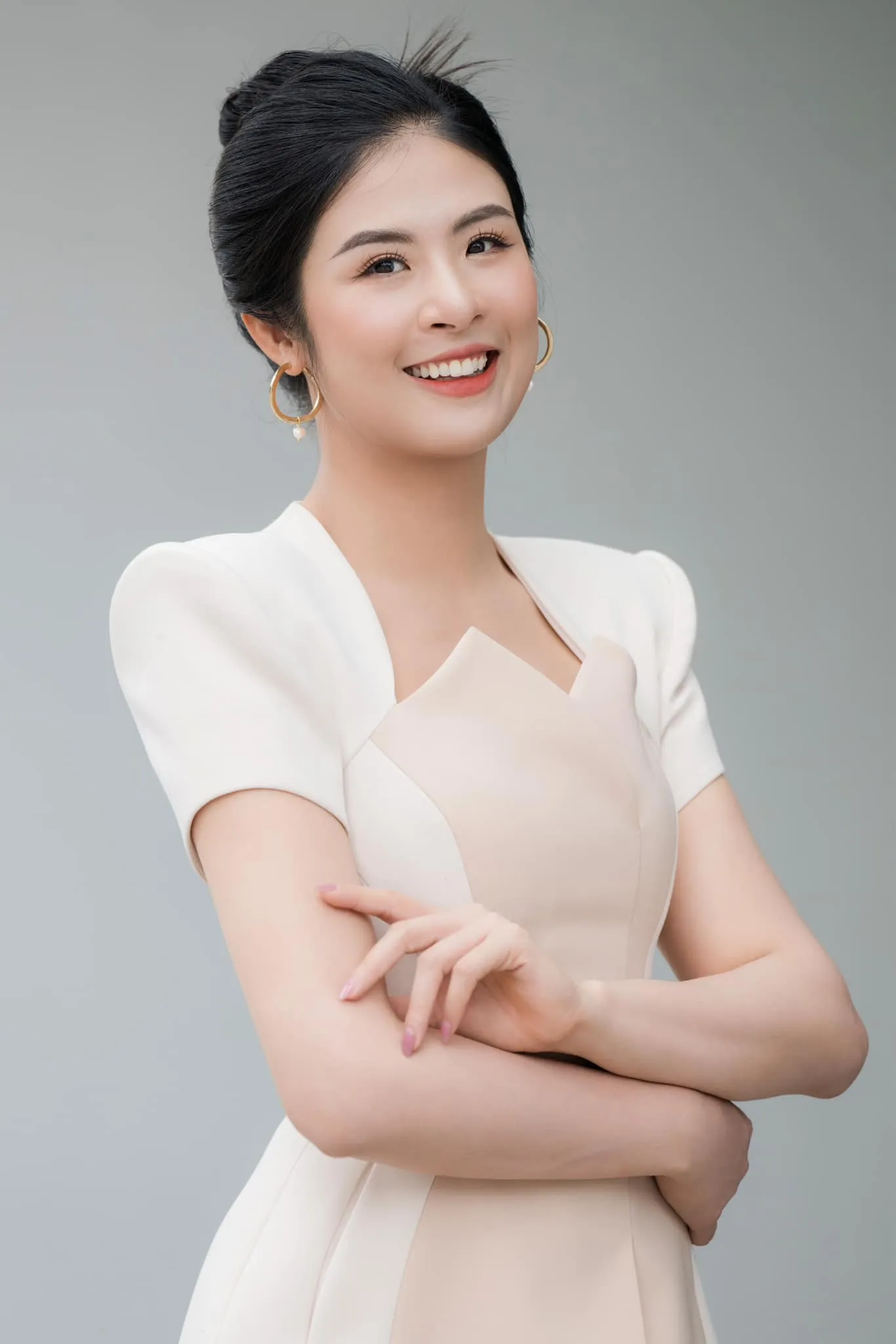 hoa-hau-duoc-tra-luong-1-ty-dong-moi-nam