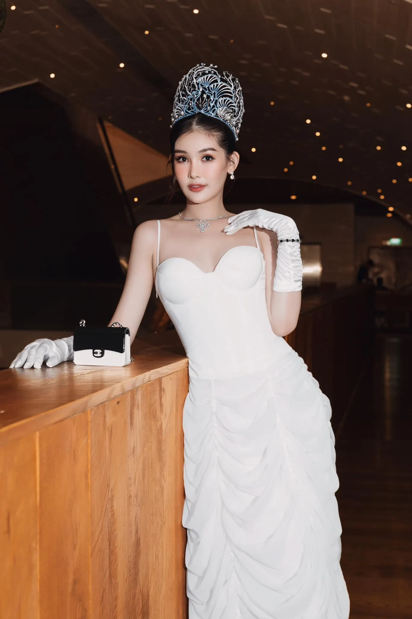 nhung-hoa-hau-viet-nam-tung-bi-de-nghi-tuoc-vuong-mien-2