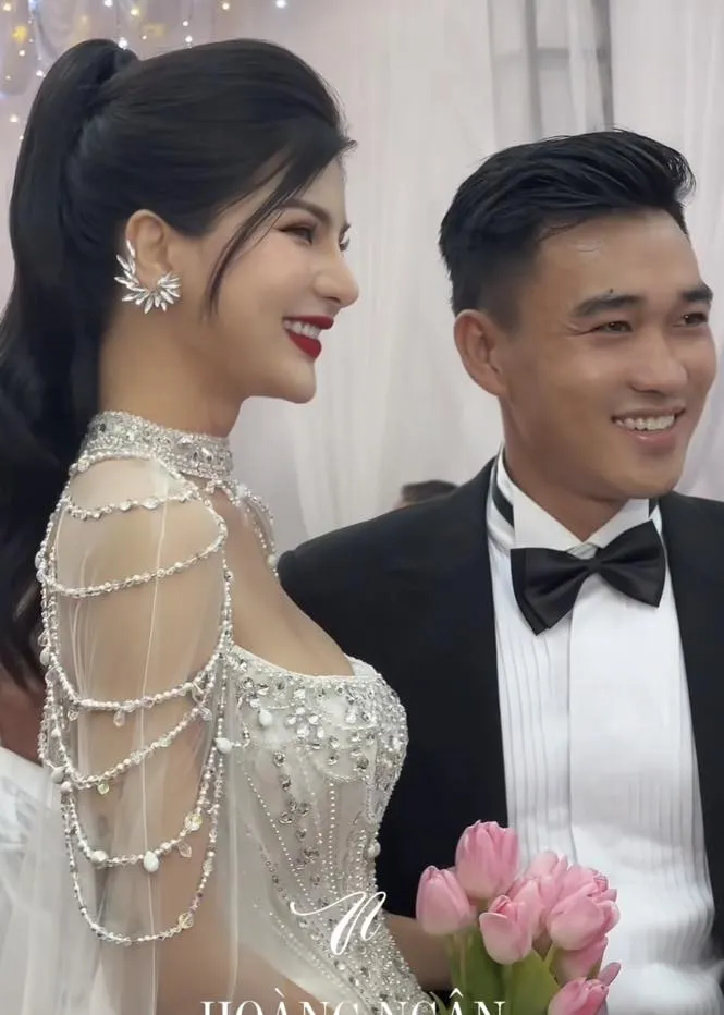 co-dau-o-dong-thap-xinh-hon-hoa-hau-1