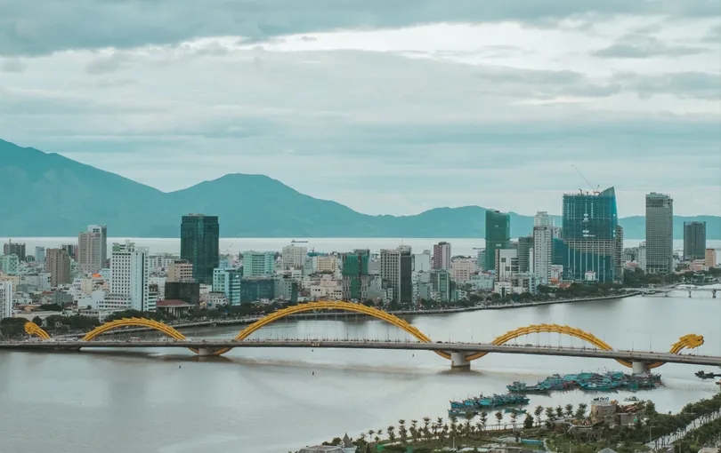 thanh-pho-co-nhieu-cay-cau-nhat-viet-nam-3