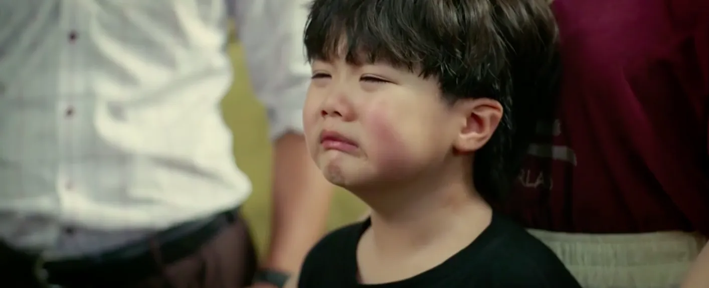 gia-dinh-minh-vui-bat-thinh-linh-cong-va-phuong-ly-hon