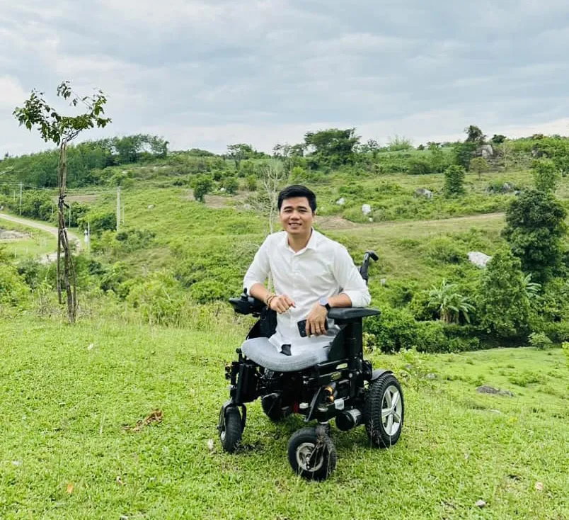 vo-chong-chang-trai-khong-chan-to-dinh-khanh-2