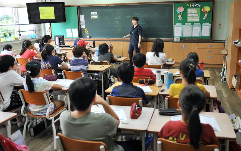 giao-vien-tieu-hoc-bi-phu-huynh-gay-ap-luc-tai-han-quoc-1