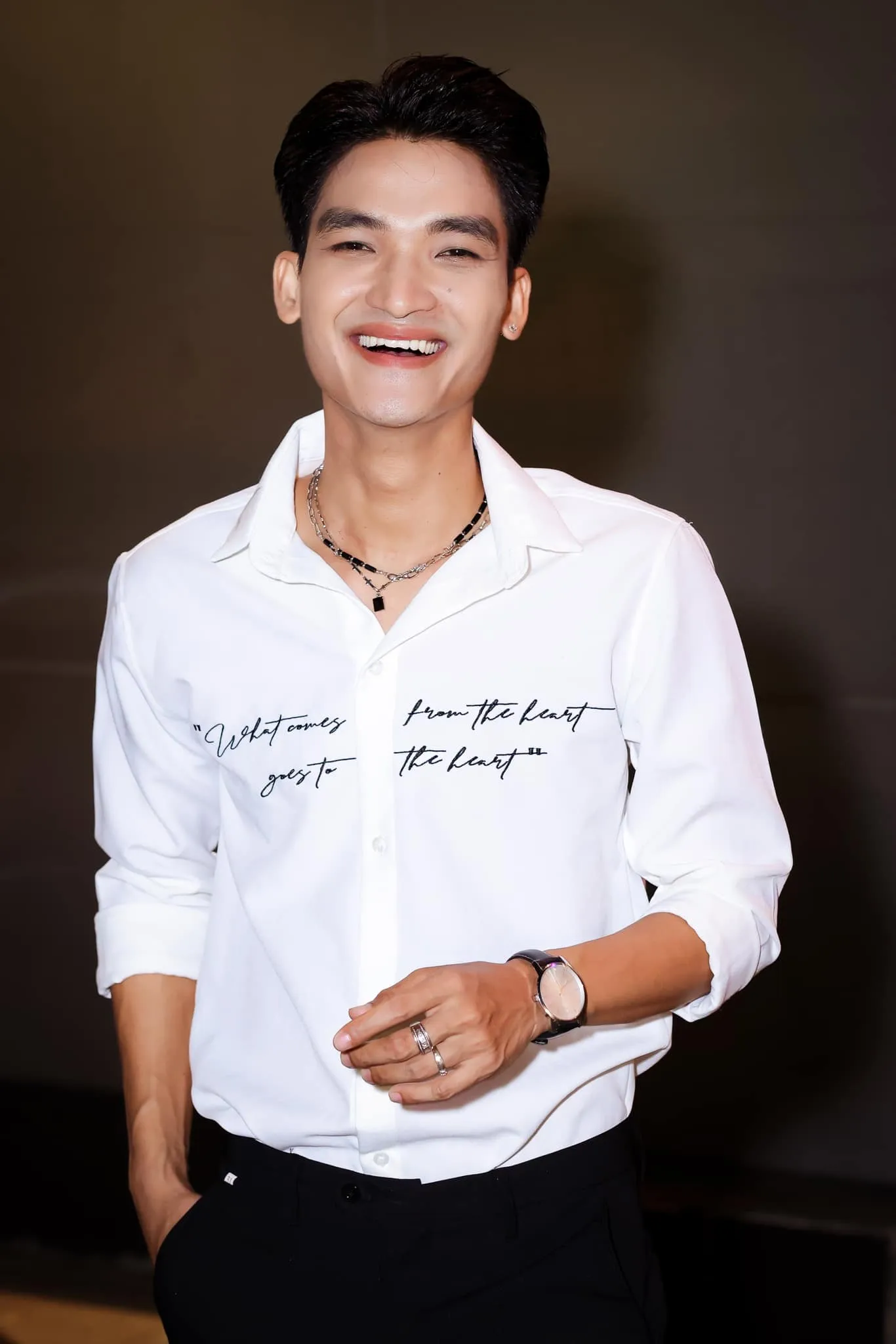 mac-van-khoa-ban-bun-dau-2-ty-dong-moi-ngay-1