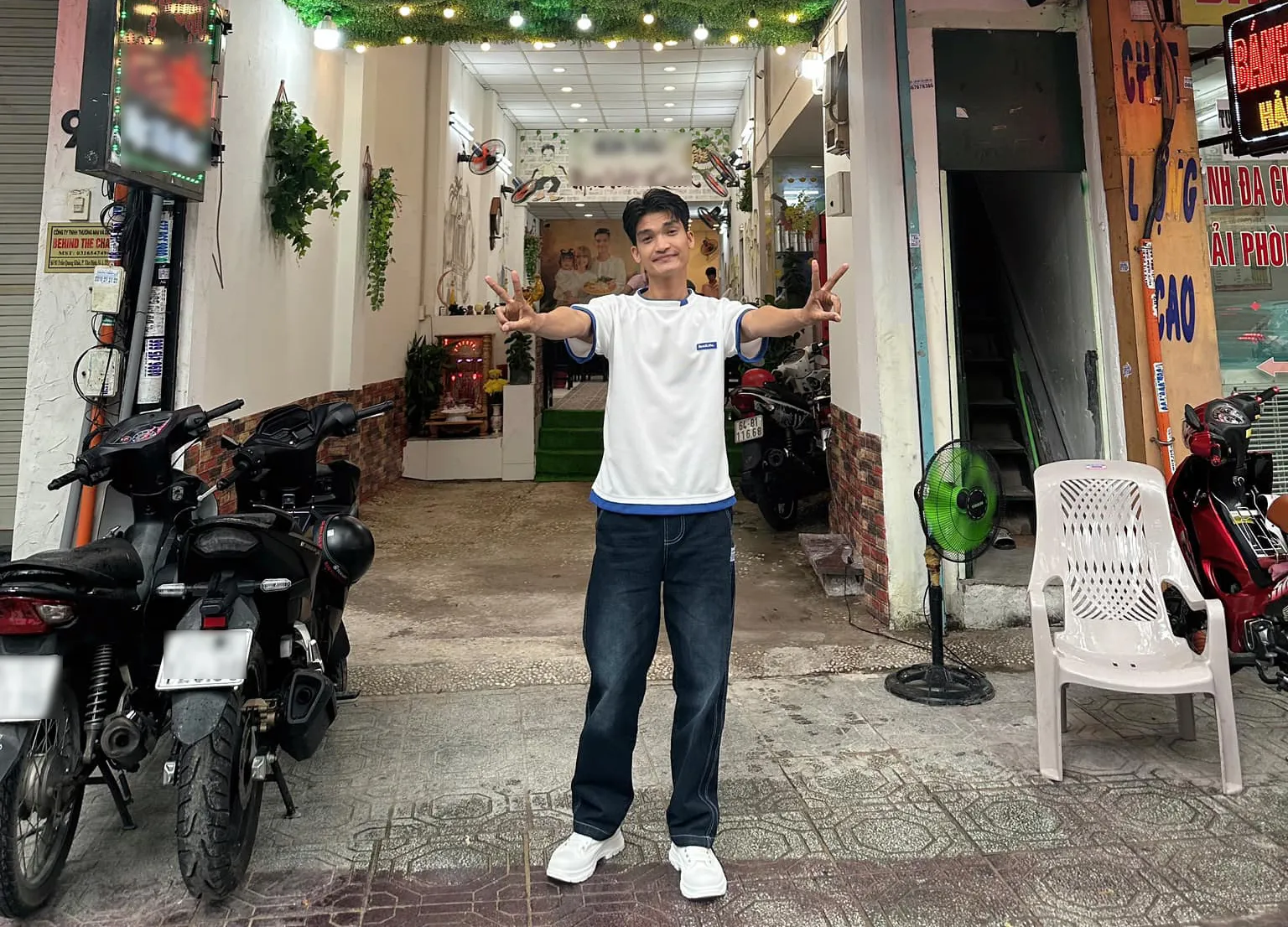 mac-van-khoa-ban-bun-dau-2-ty-dong-moi-ngay