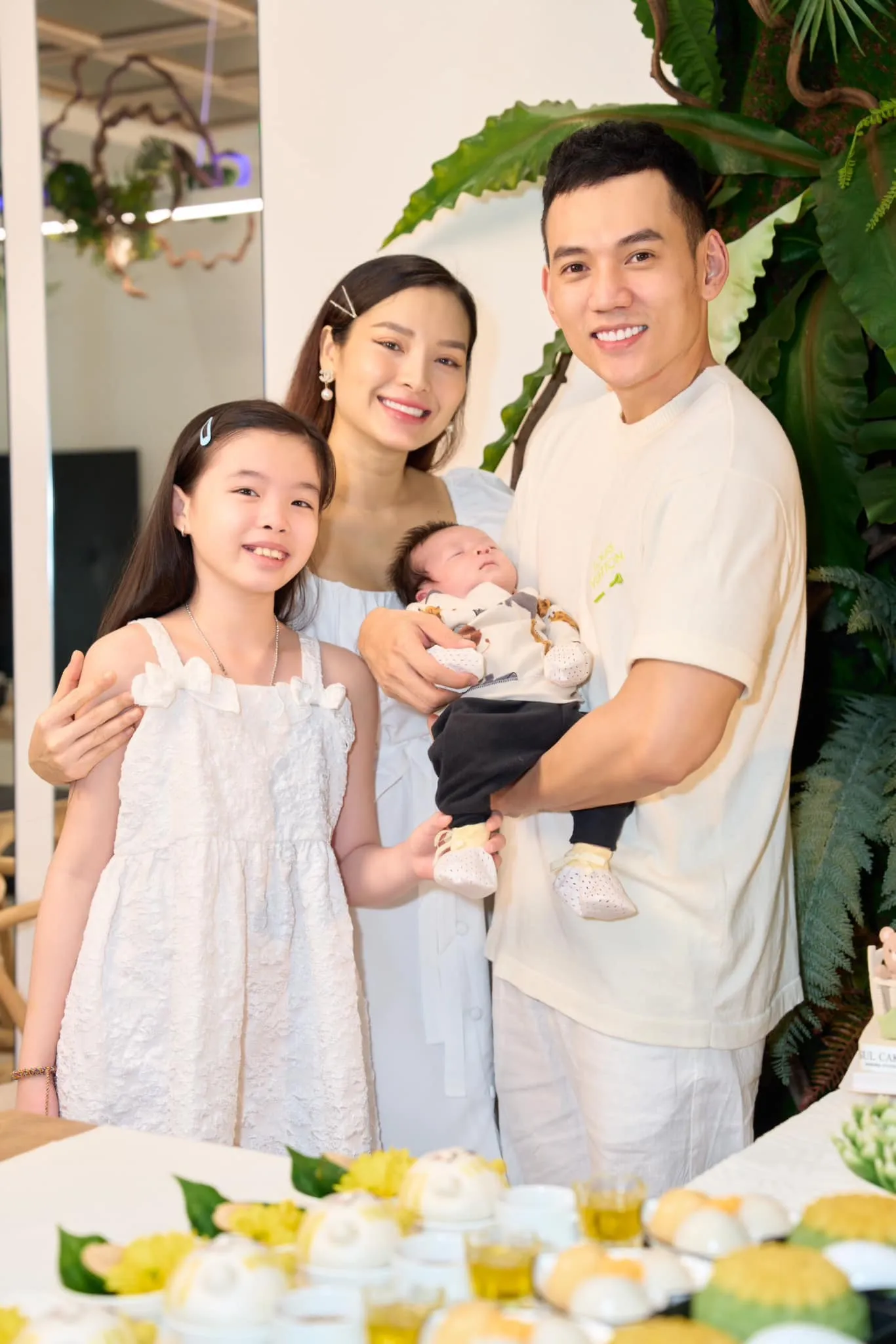 phuong-trinh-jolie-an-2-thu-nay-de-giam-can-sau-sinh-3