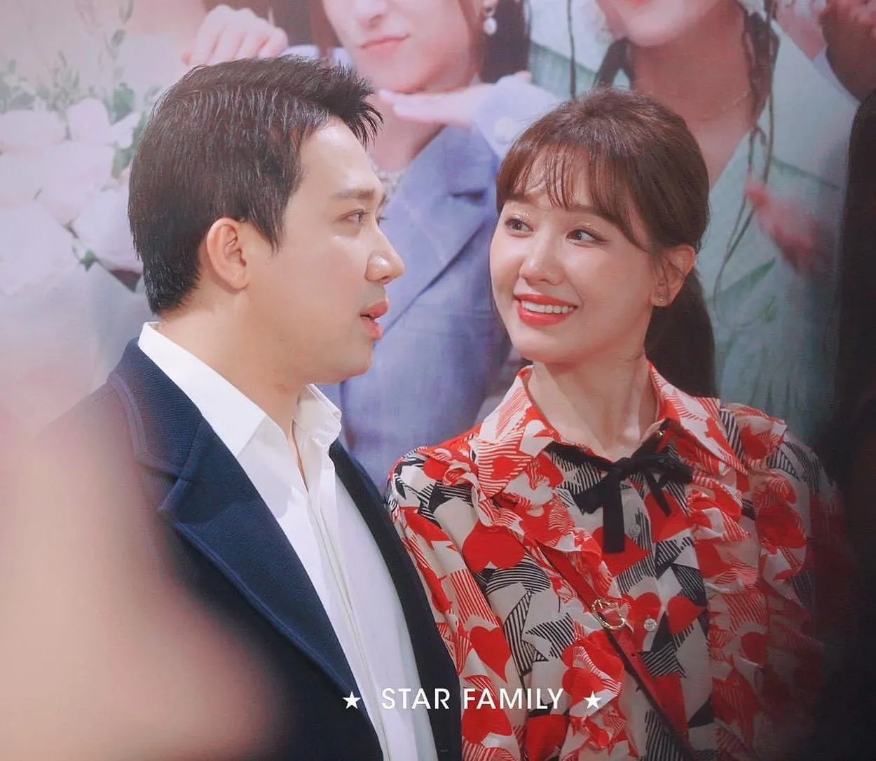 hari-won-muon-co-con-voi-mc-tran-thanh