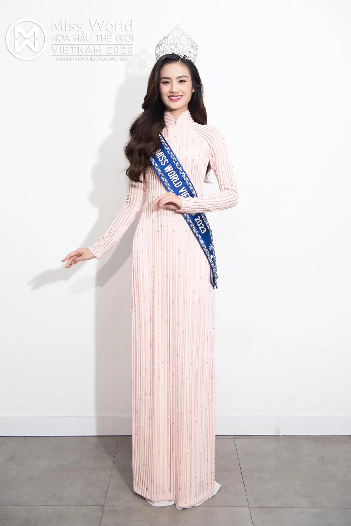 hoa-hau-y-nhi-van-co-co-hoi-dai-dien-viet-nam-thi-quoc-te-neu-du-nang-luc