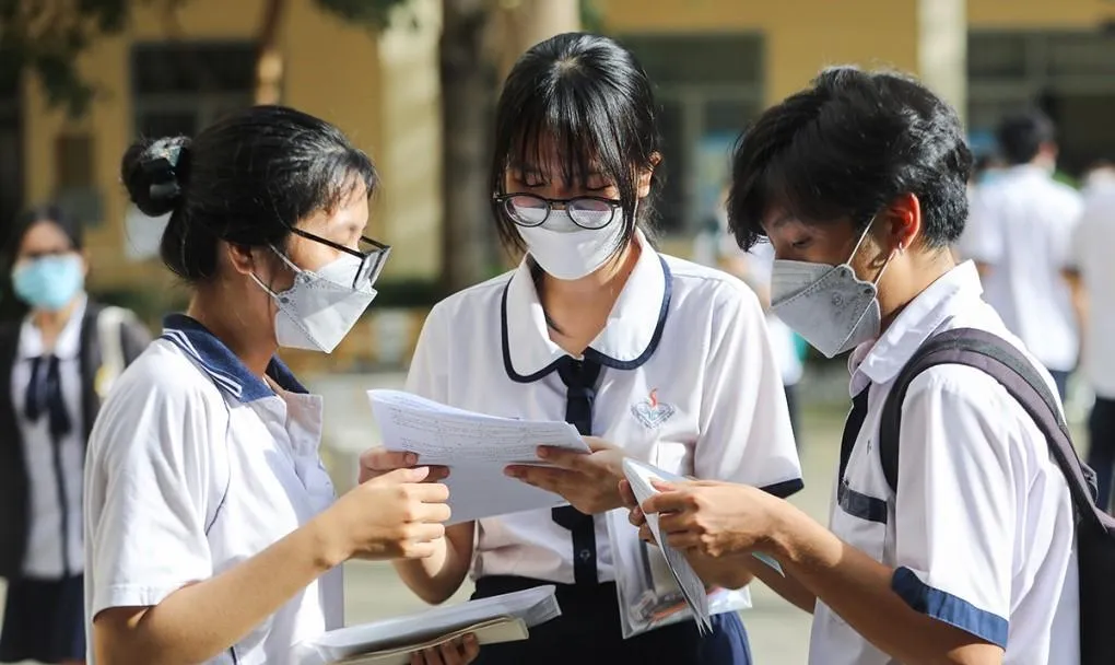 cong-bo-diem-chuan-dai-hoc-nam-2023