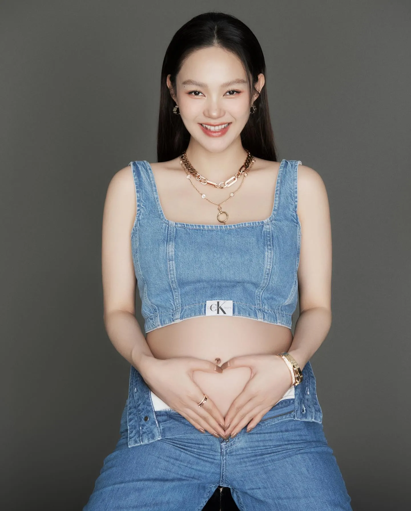 2-me-bim-xinh-nhat-vbiz-di-de-van-dep-khong-ti-vet-7