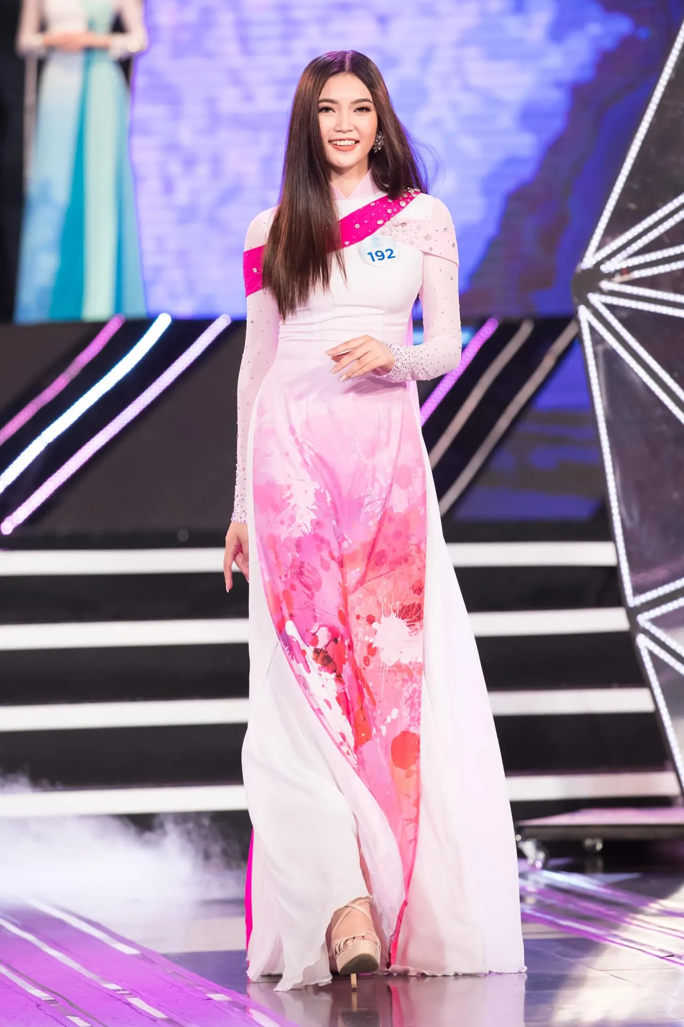 hoa-hau-dai-duong-viet-nam-2023-tran-thi-thu-uyen-9