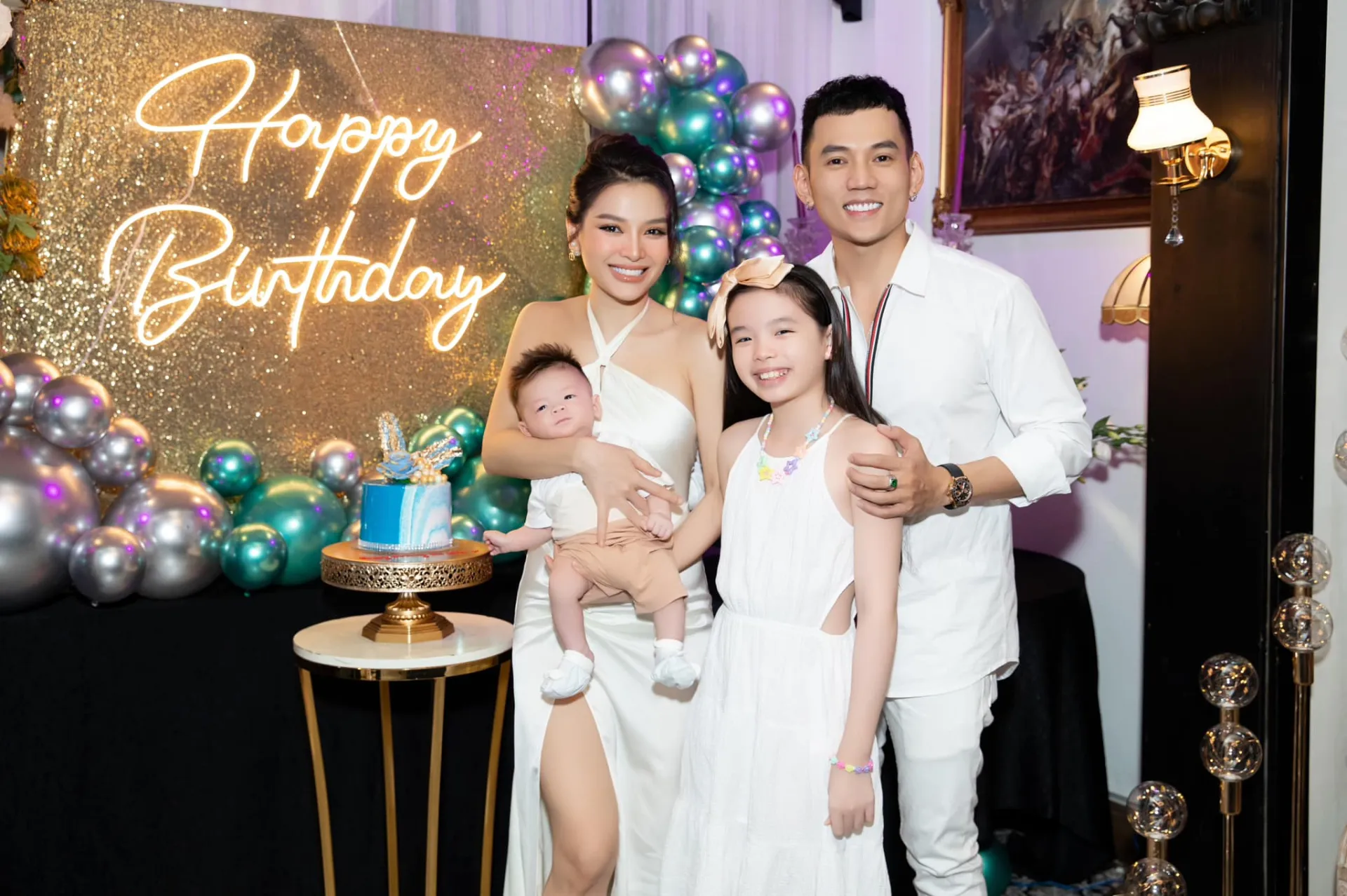 con-trai-dien-vien-ly-binh-co-ten-la-mang-ho-hiem