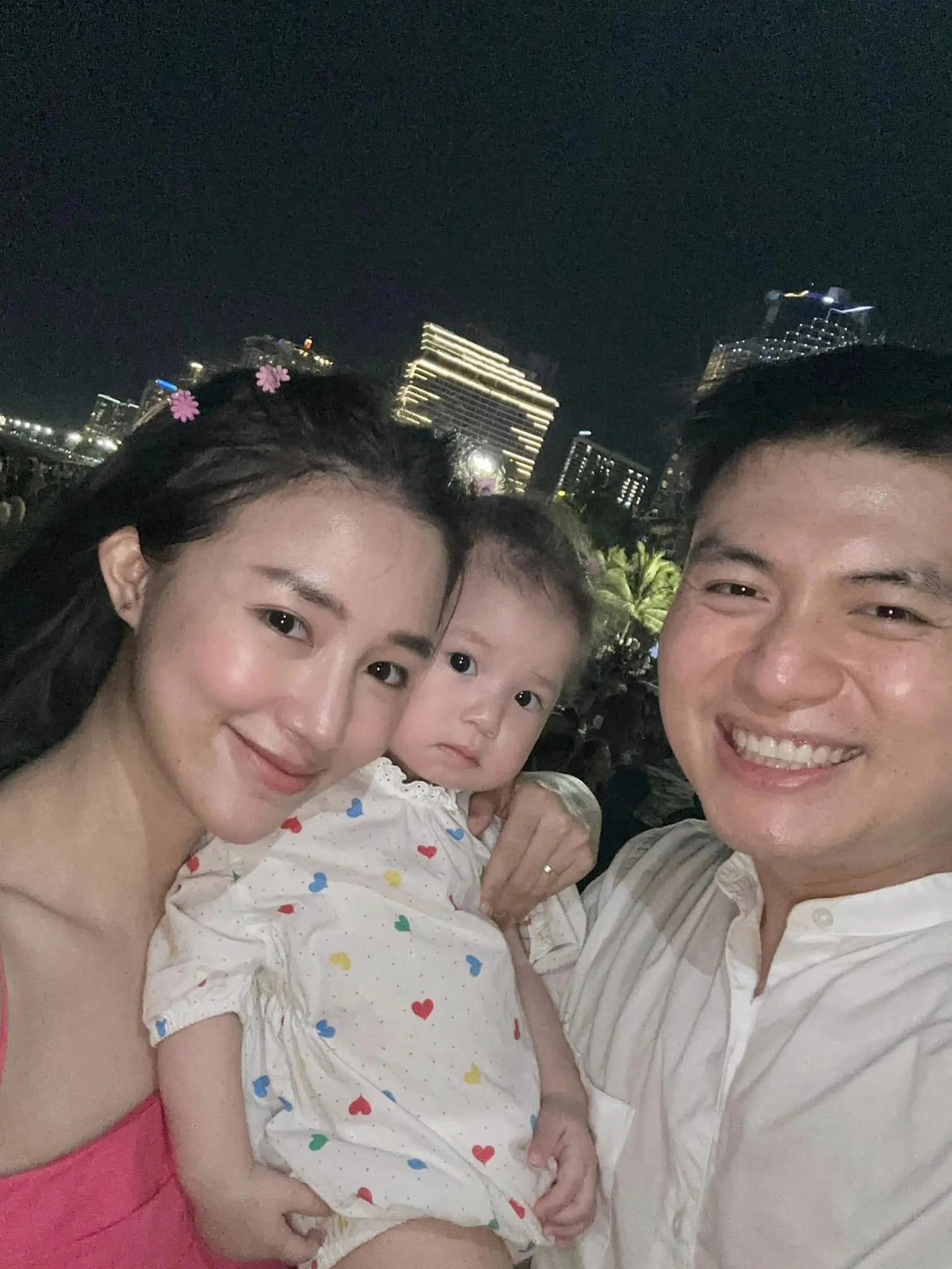 em-be-sinh-ra-tu-vach-dich-co-cai-ten-dac-biet-khong-trung-voi-ai-8