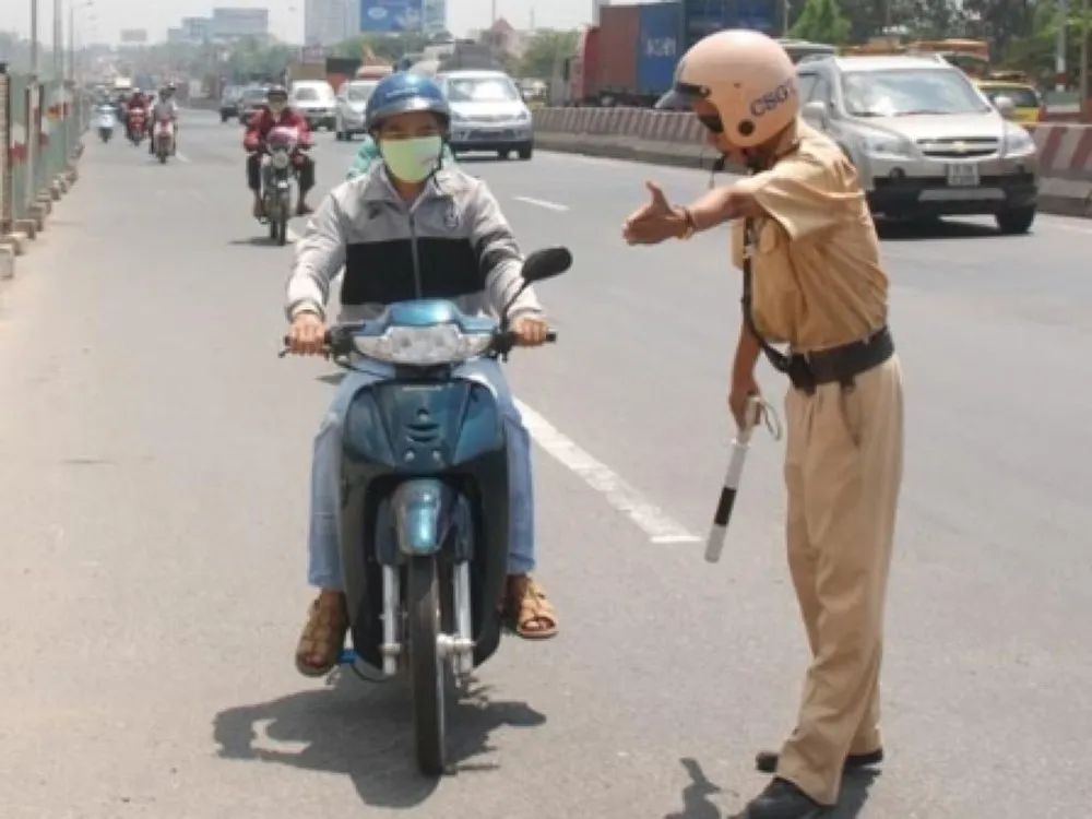 canh-sat-giao-thong-duoc-dung-xe-trong-truong-hop-nao-3