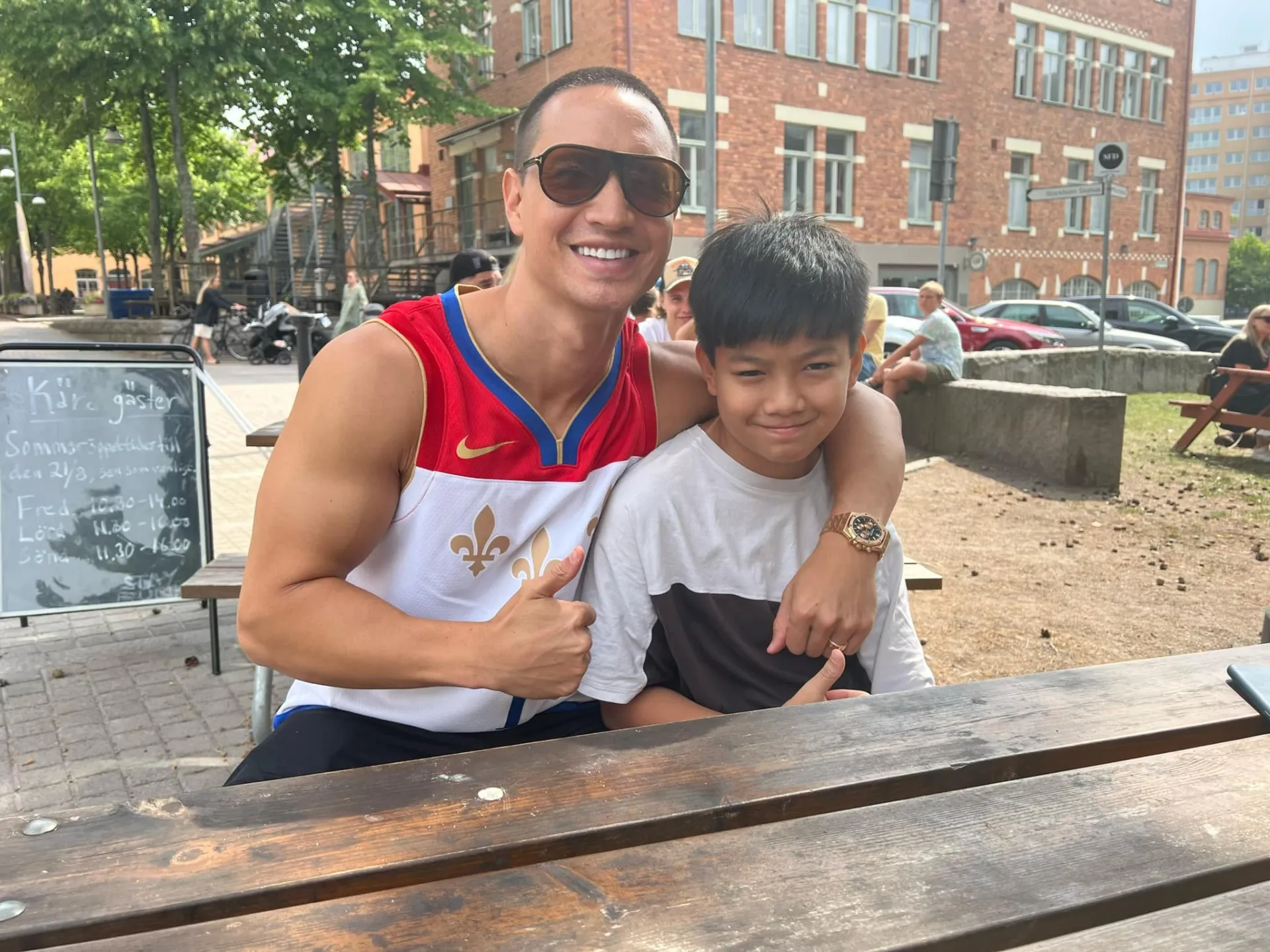 ho-ngoc-ha-he-lo-cach-subeo-xung-ho-voi-kim-ly-4