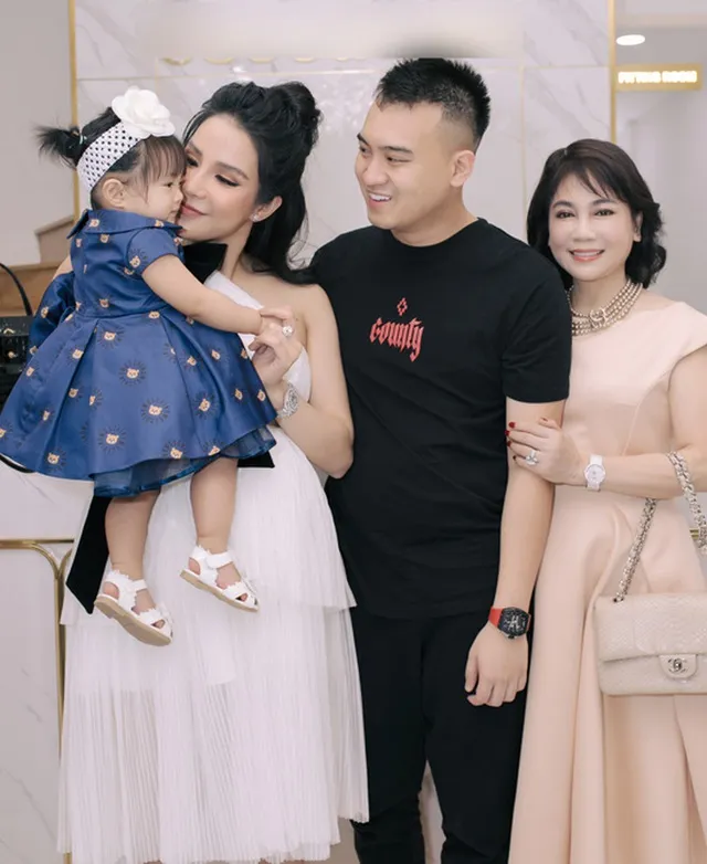 diep-lam-anh-va-chong-cu-hau-toa-ly-hon-phuc-tham-2
