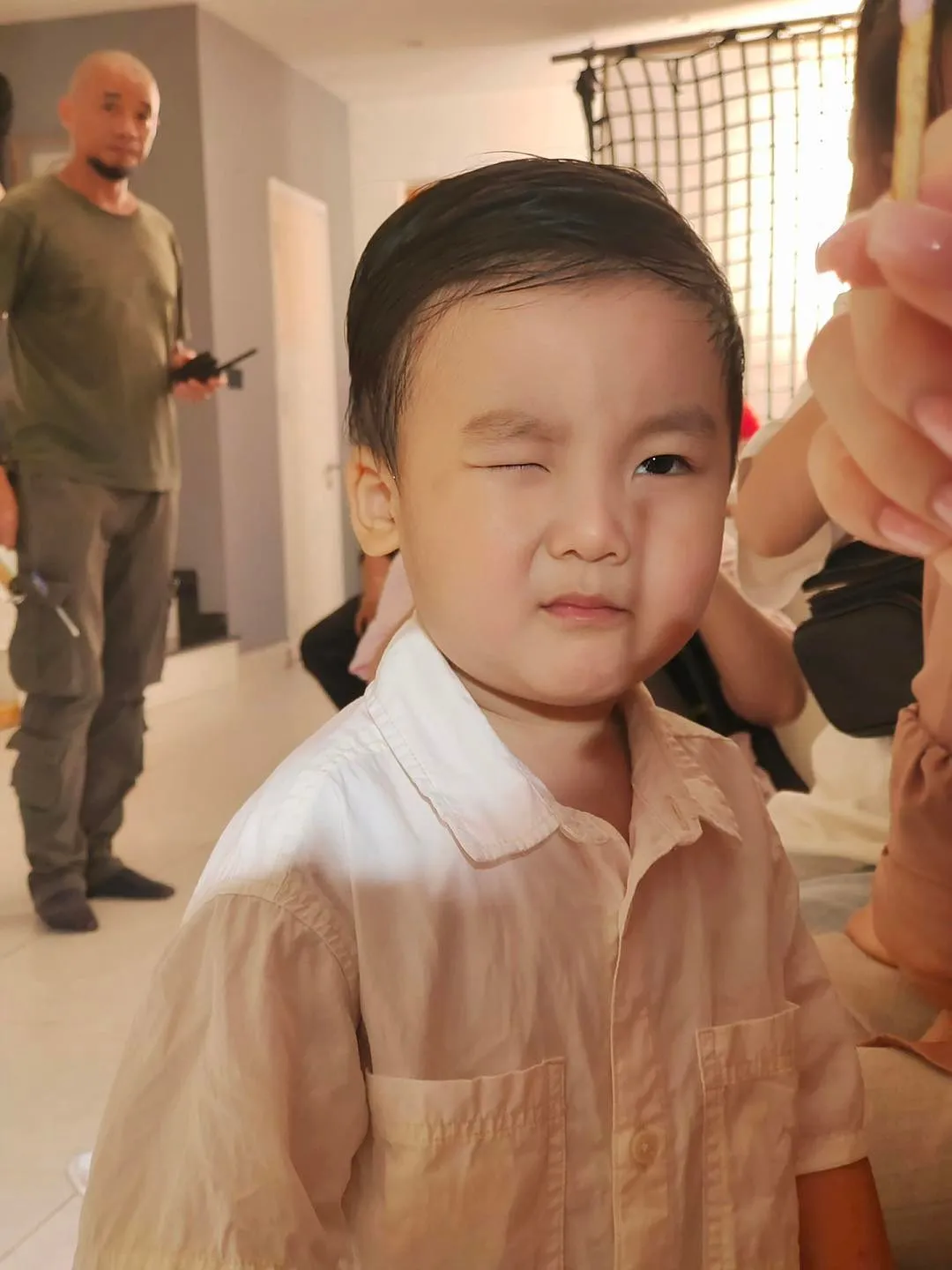 con-trai-hoa-minzy-noi-ve-bo-me-da-chia-tay-3