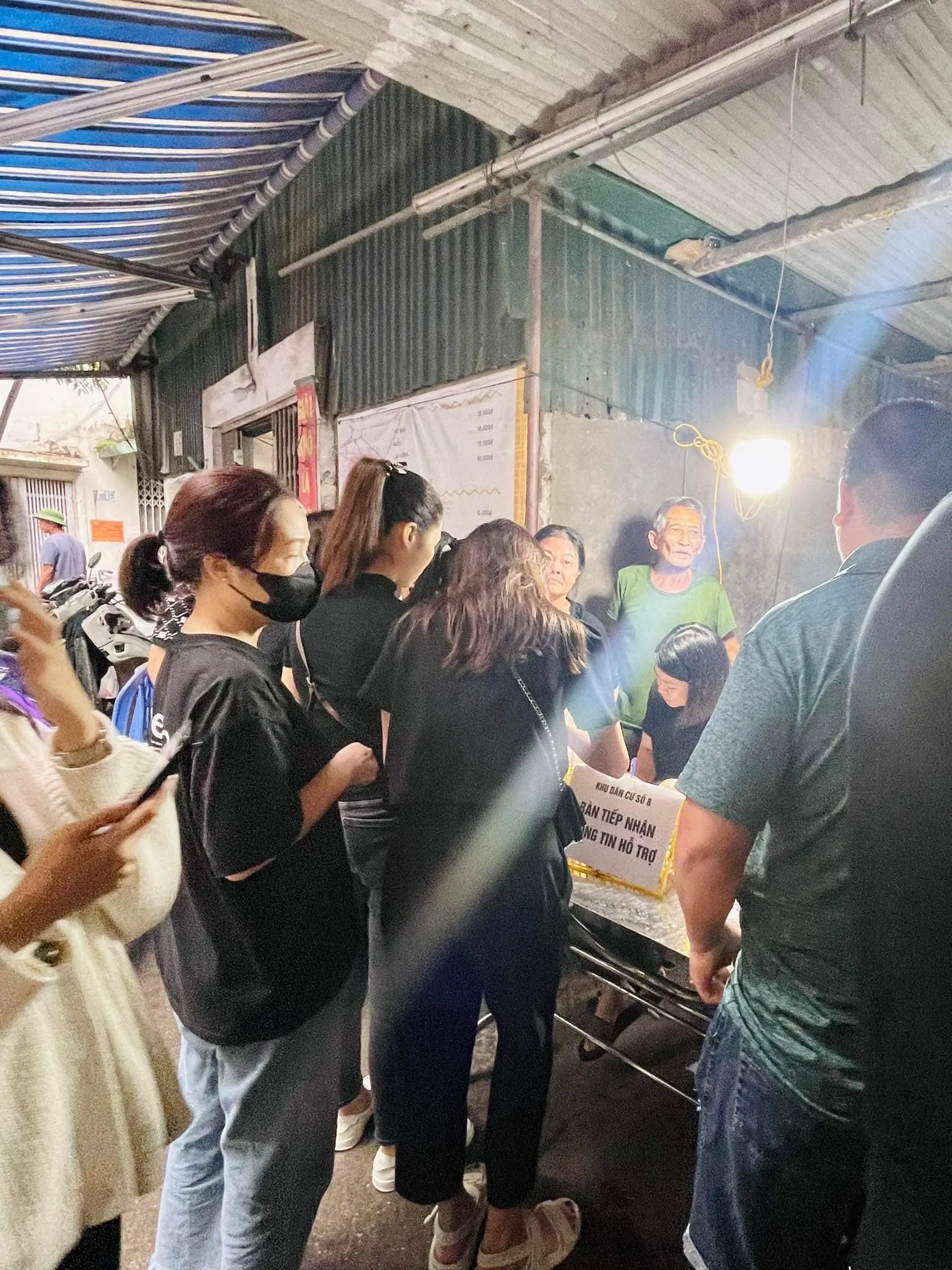 hon-55-ty-dong-ung-ho-nan-nhan-vu-chay-chung-cu-khuong-ha