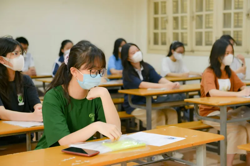 thi-tot-nghiep-thpt-quoc-gia-2025-gom-nhung-mon-nao