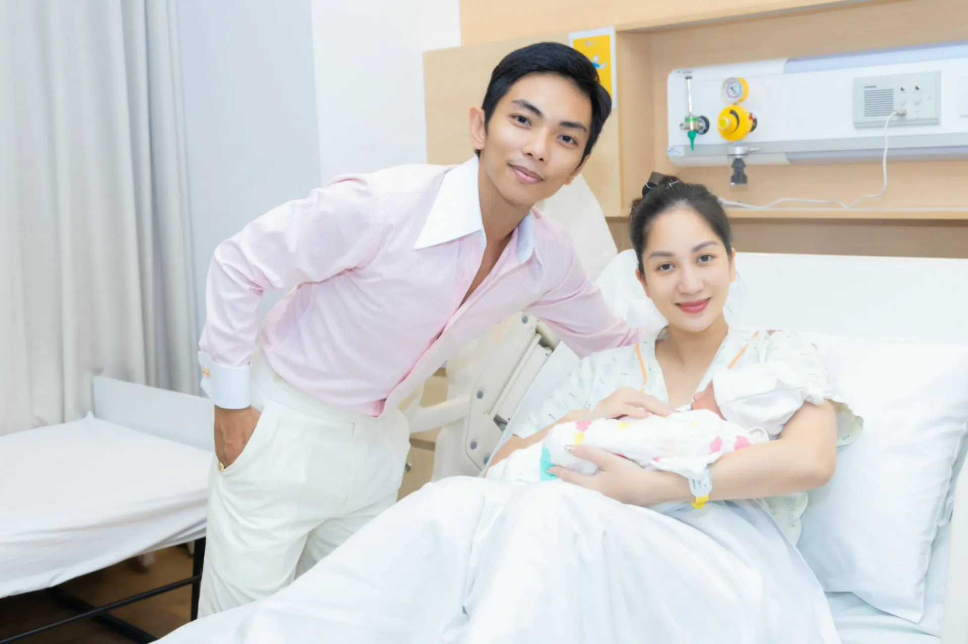 khanh-thi-co-dong-thai-la-sau-khi-sinh-con-o-tuoi-41-1