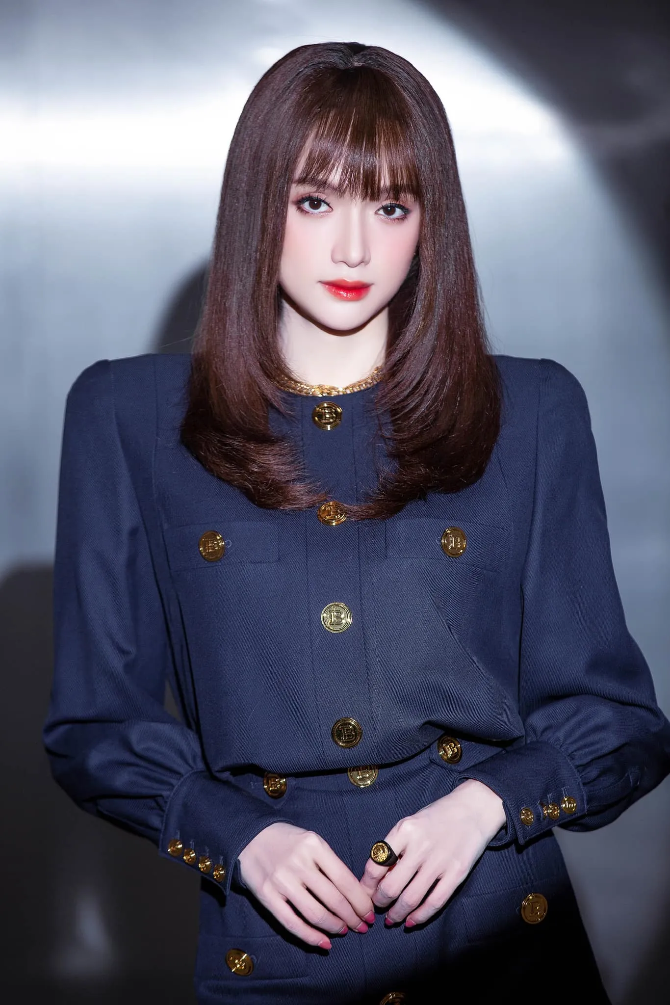 hieu-thu-hai-vuong-tin-don-hen-ho-huong-giang-3