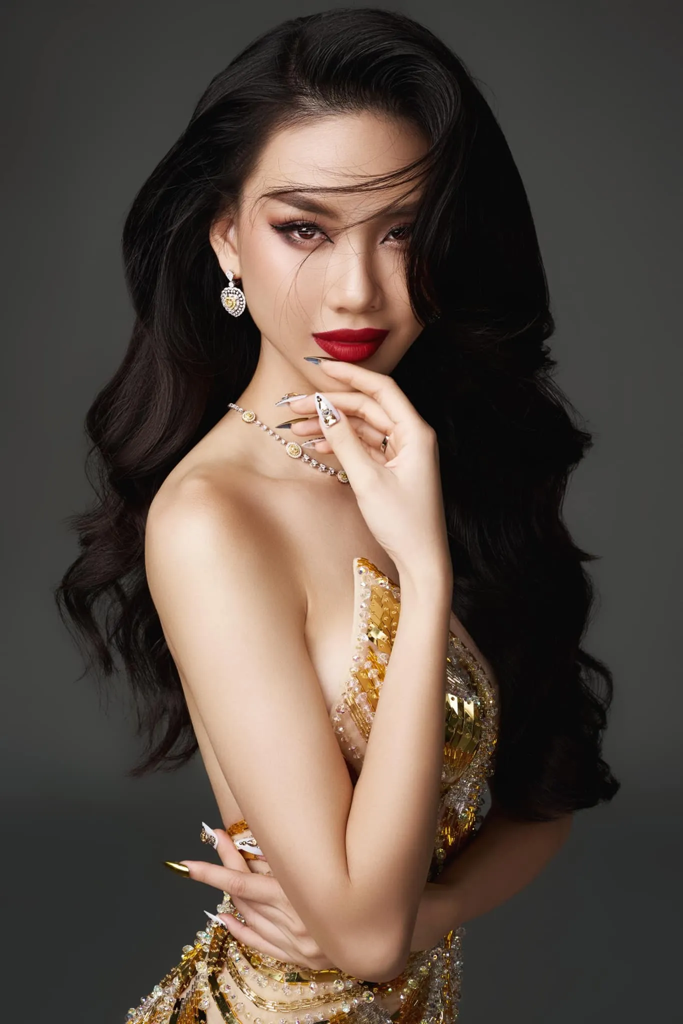 miss-universe-viet-nam-2023-chung-ket-quyn-hoa-4