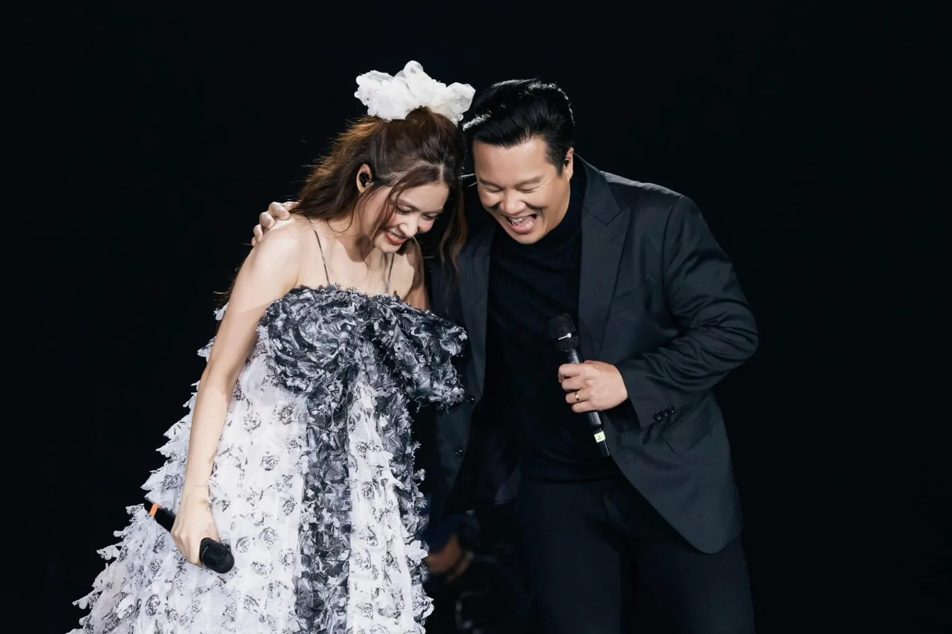 hoang-thuy-linh-len-tieng-ve-am-thanh-trong-concert-3